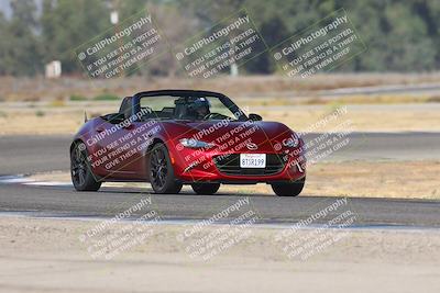 media/Sep-20-2025-Extreme Speed (Sat) [[1fcc23683c]]/Orange (Mid Intermediate)/Session 1 (Sunset)/